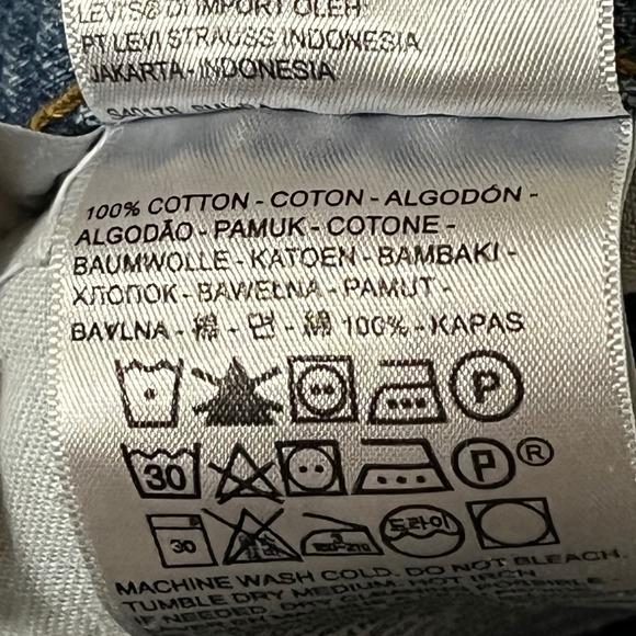 Levis 559 Relaxed Straight Jeans Mens 31x32 Light Wash Blue Denim Distressed - Picture 5 of 12